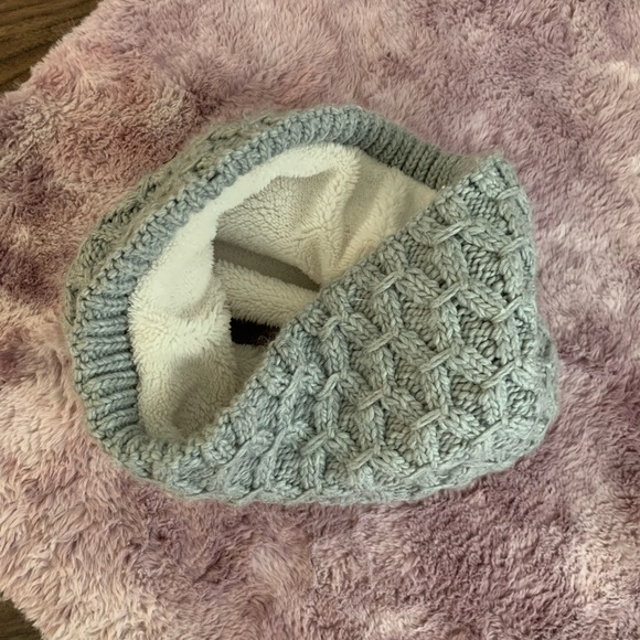 Beanie and Neck Warmer Set - Furtalk - Picture 3 of 4